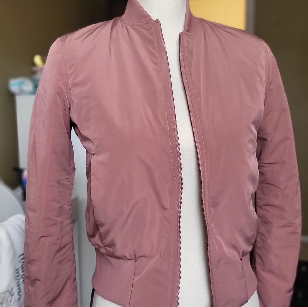 Lululemon reversible bomber jacket